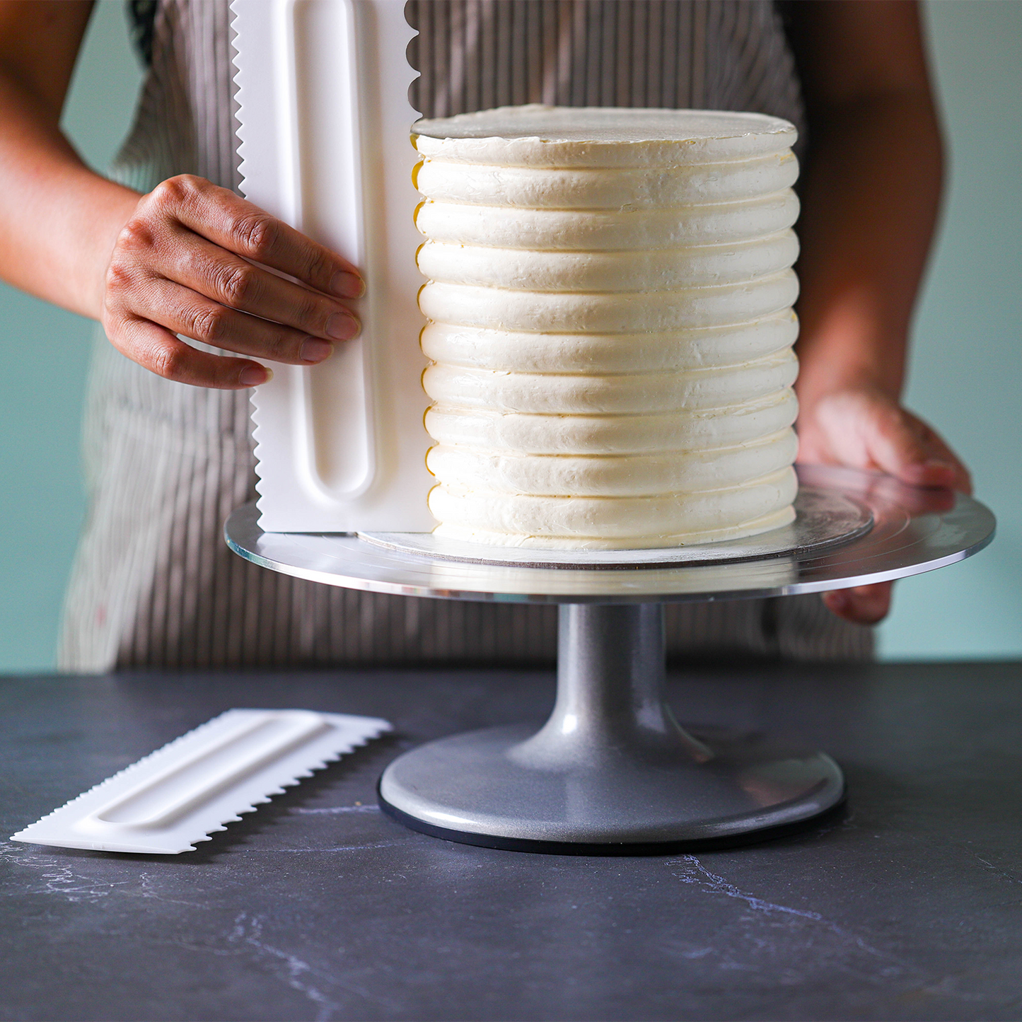 Kayaso Decorating Comb and Icing Smoother, 4 Pcs Cake Scraper Set.